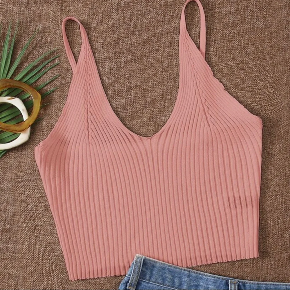 Pretty In Pink Crop Top - Picture 2 of 2